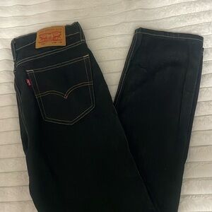 Levi's Dark Denim Jeans with Contrast Stitching